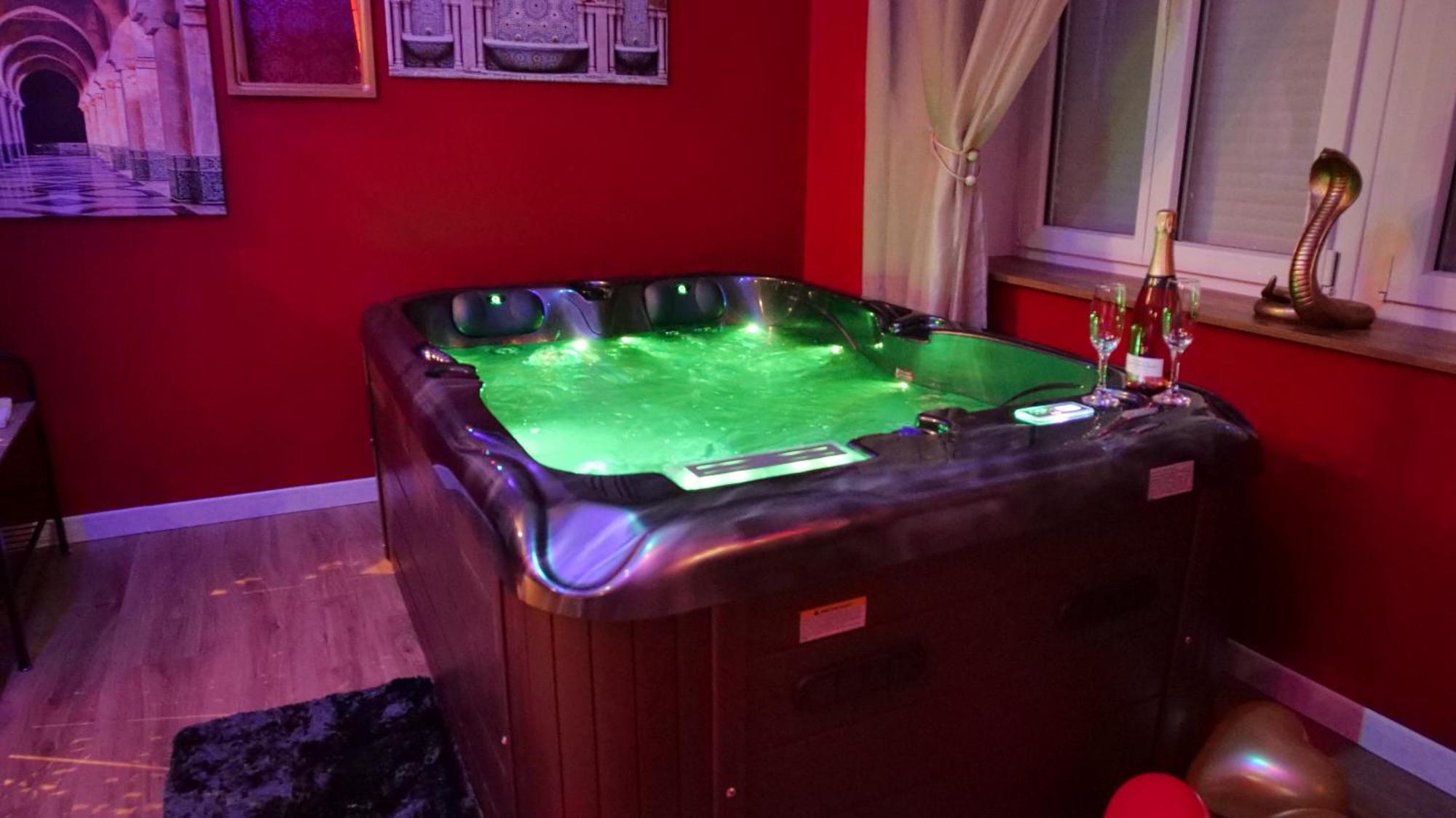 Spa Le Rubis D'Orient Calais Exterior photo