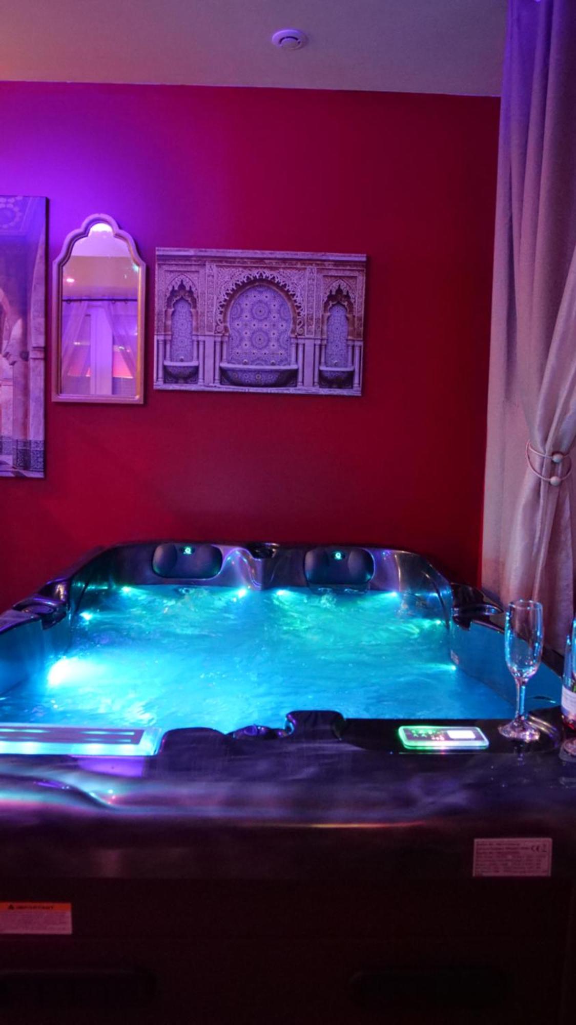 Spa Le Rubis D'Orient Calais Exterior photo